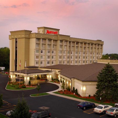 Rochester Airport Marriott Εξωτερικό φωτογραφία