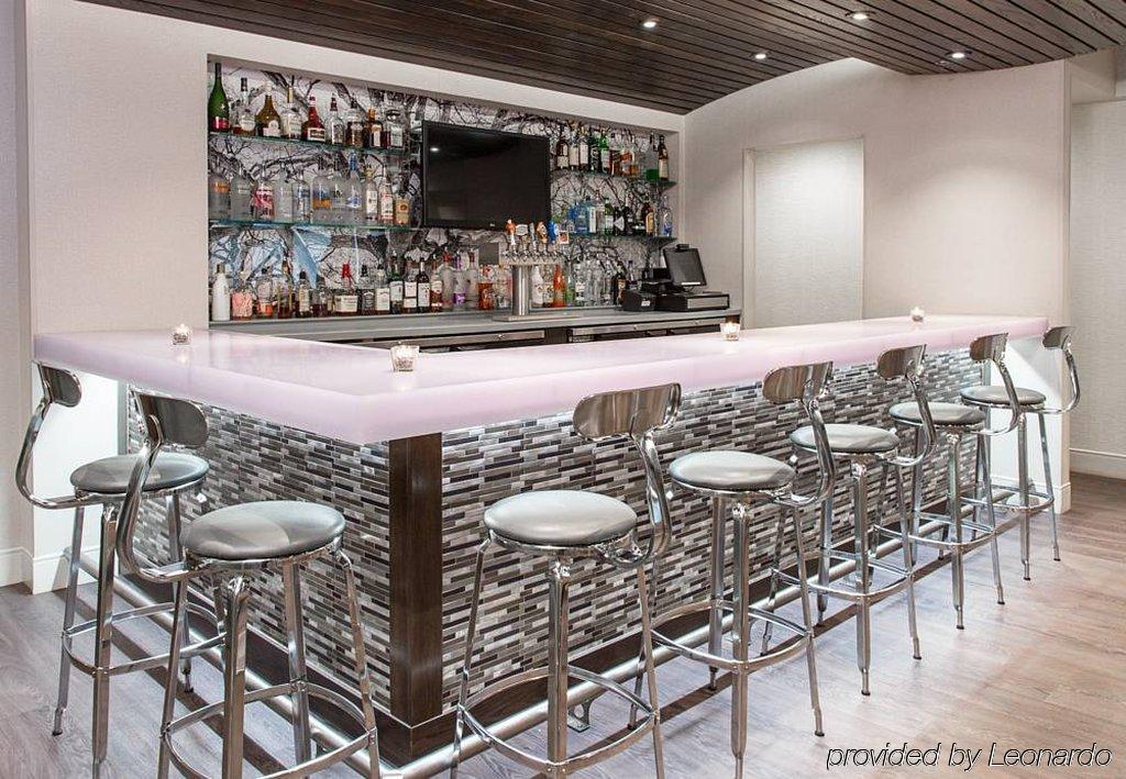 Rochester Airport Marriott Εξωτερικό φωτογραφία