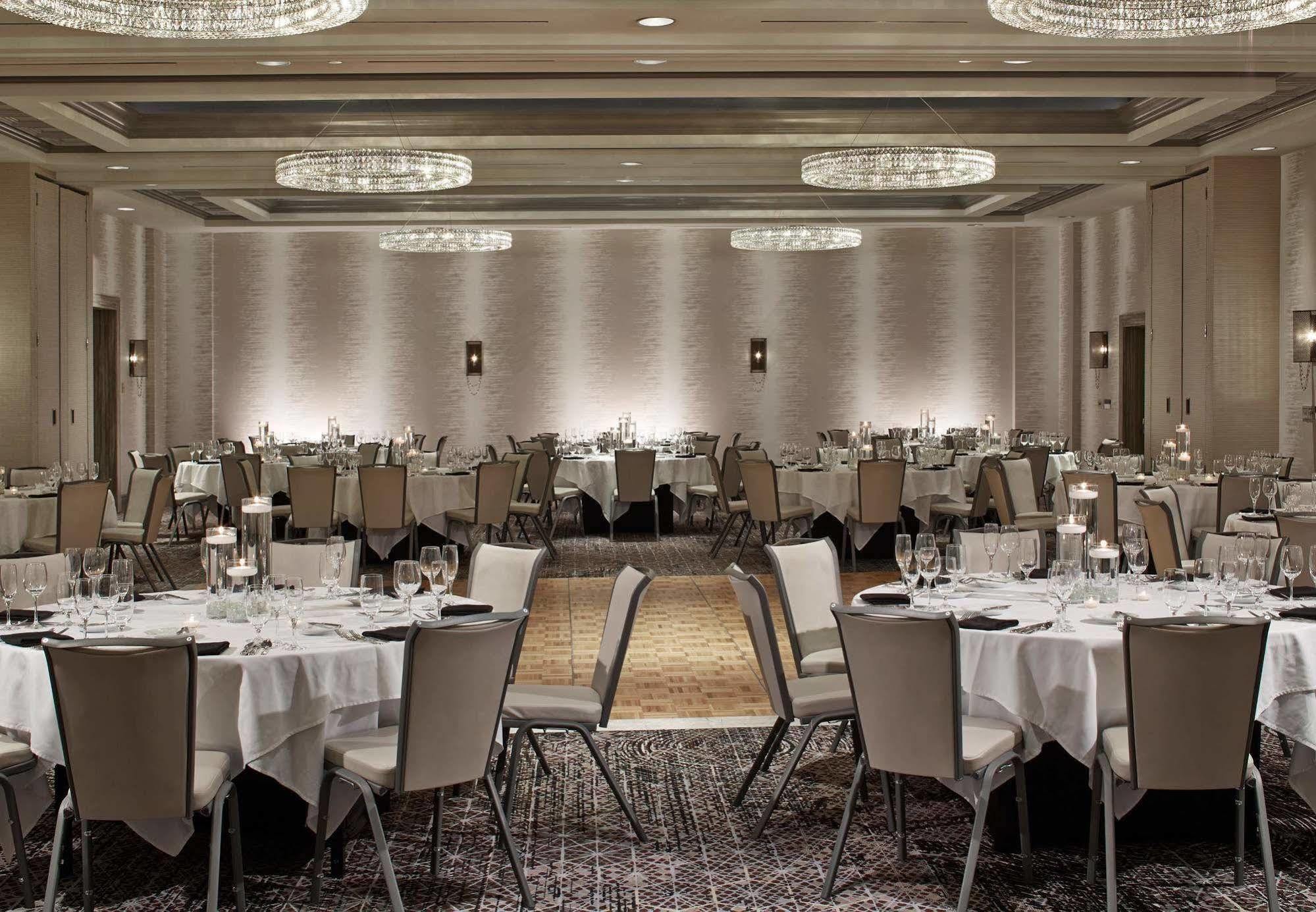 Rochester Airport Marriott Εξωτερικό φωτογραφία