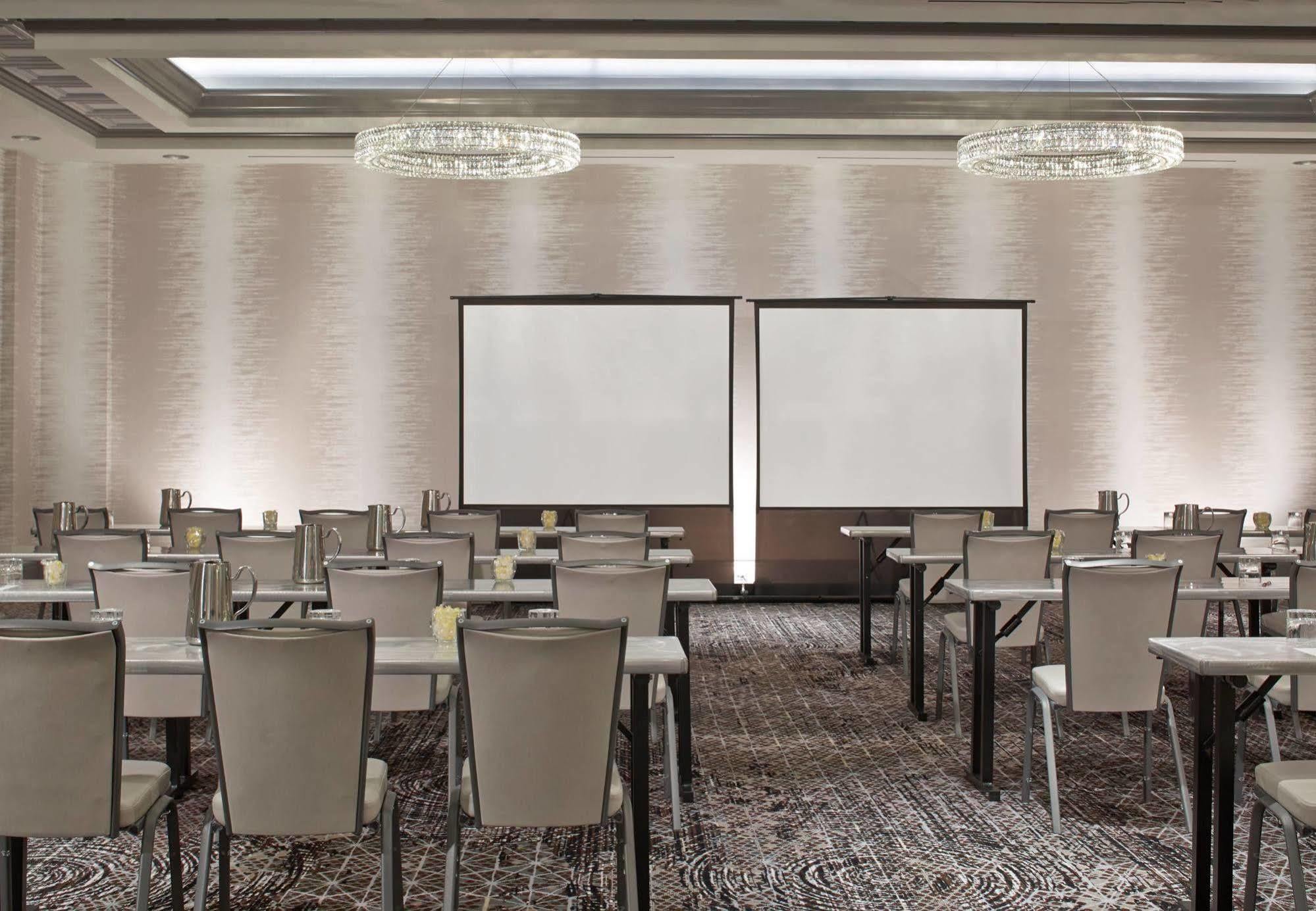 Rochester Airport Marriott Εξωτερικό φωτογραφία